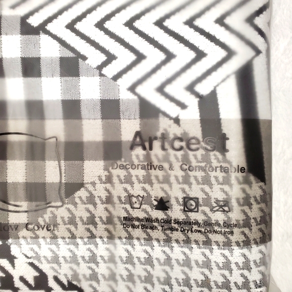 Artcest pillow covers black and white  new - Picture 4 of 7